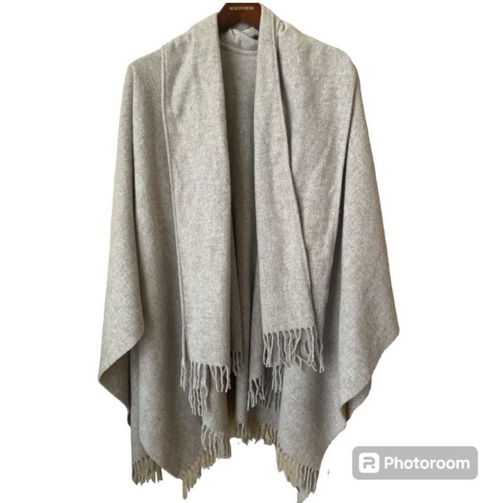 🌟 Weekend MaxMara Elegant Brown Women's Poncho 🌟